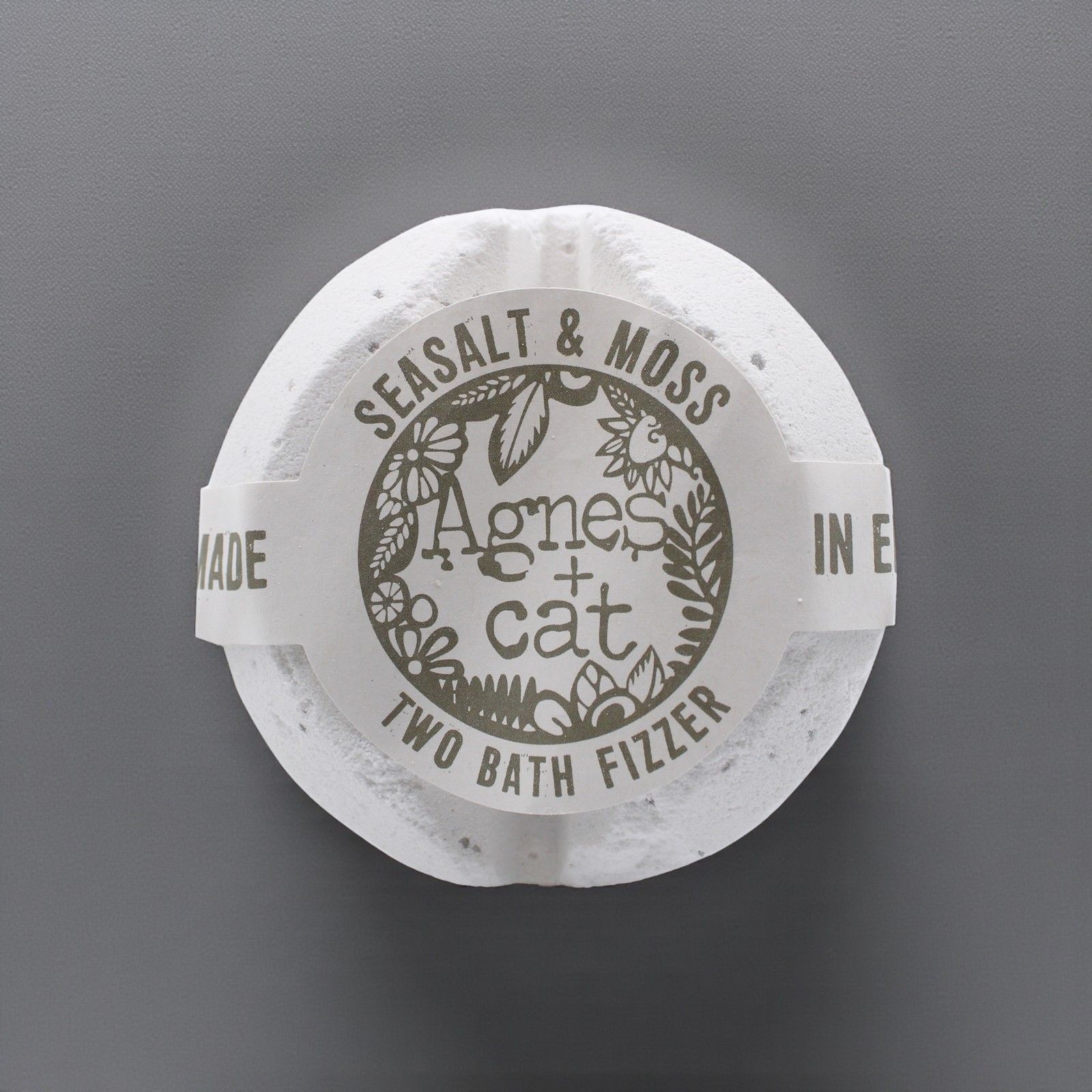 Agnes + Cat Bath Fizzer - Seasalt and Moss | Luxury Bath Bomb - Image 2